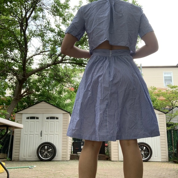 Crop TopSkirt Set /Midi Dress - Picture 5 of 12